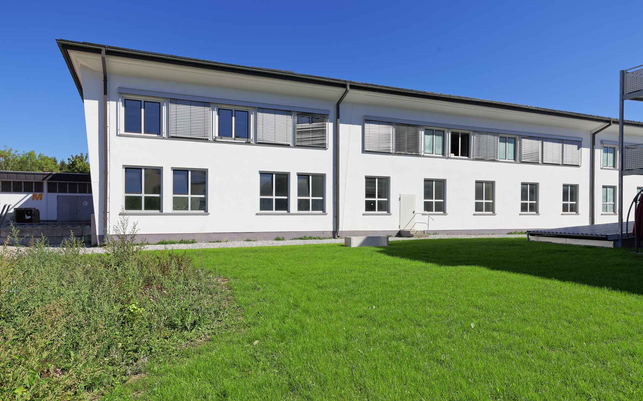 immo-holding-slider2050x1281px-06c immo-holding-slider2050x1281px-06c