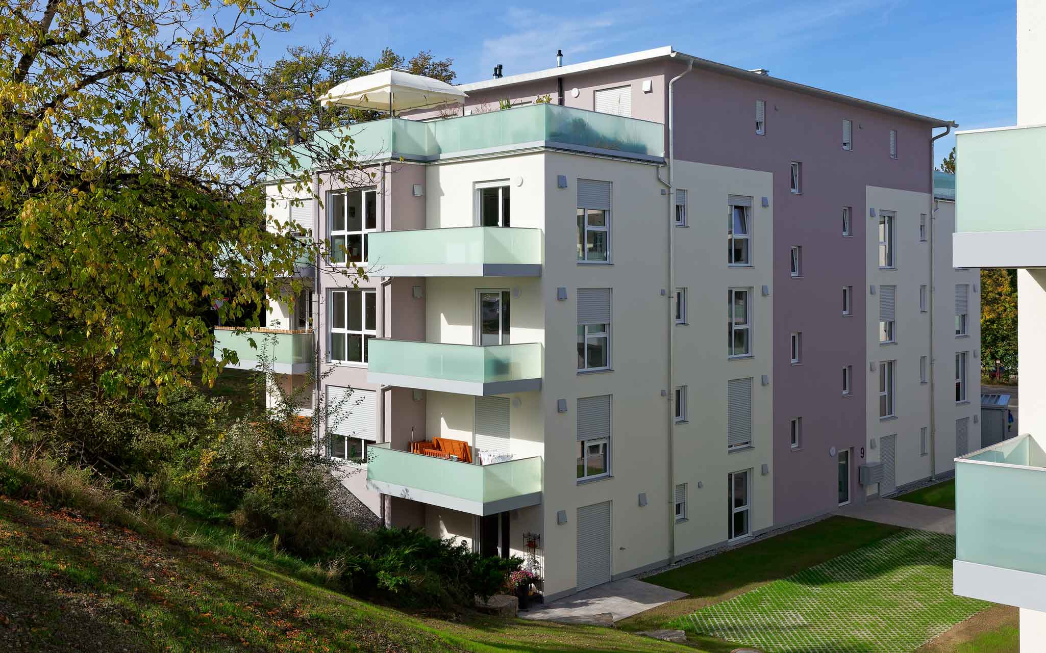 immo-holding-slider2050x1281px-isny-18 immo-holding-slider2050x1281px-isny-18