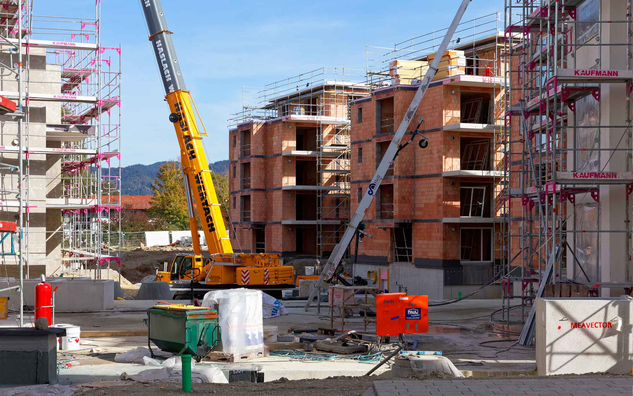 immo-holding-slider2050x1281px-isny-30 immo-holding-slider2050x1281px-isny-30