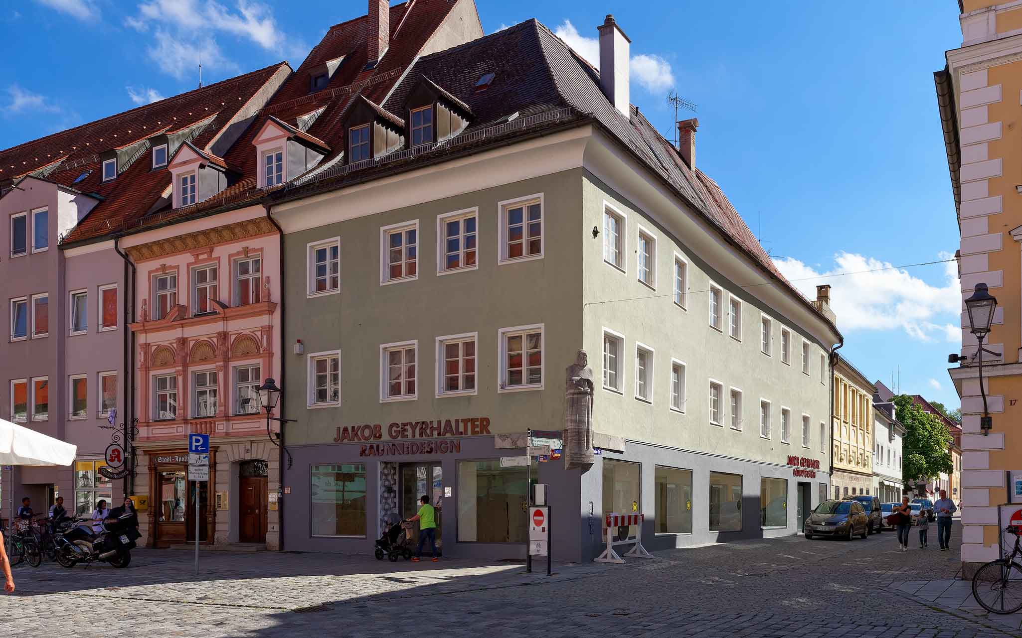 immo-holding-slider2050x1281px-kaisermaxstr-04 immo-holding-slider2050x1281px-kaisermaxstr-04